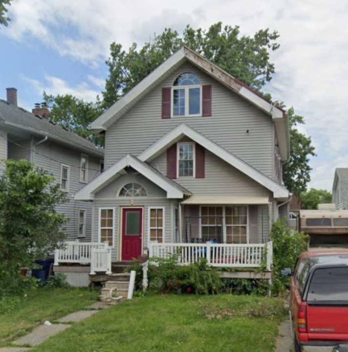 Property Image of 1574 South Avenue